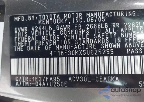 2005 Toyota Camry Xle z USA, uszkodzony, nr VIN 4T1BE30KX5U625255